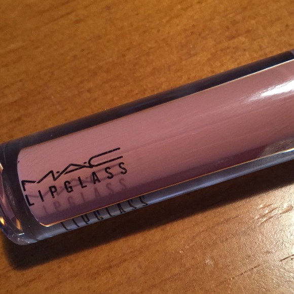 MAC Lipglass Lust - Picture 4 of 13